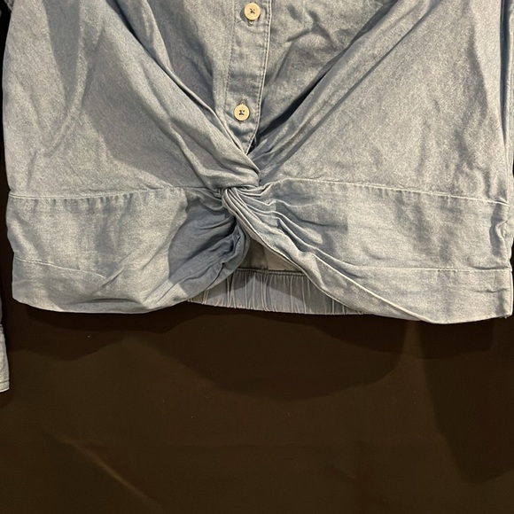 3/$20 Justice Girls Denim Blouse Size 8 - Button-Up Knot Front Shirt - Picture 2 of 10